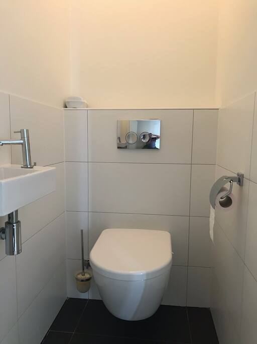 Toiler