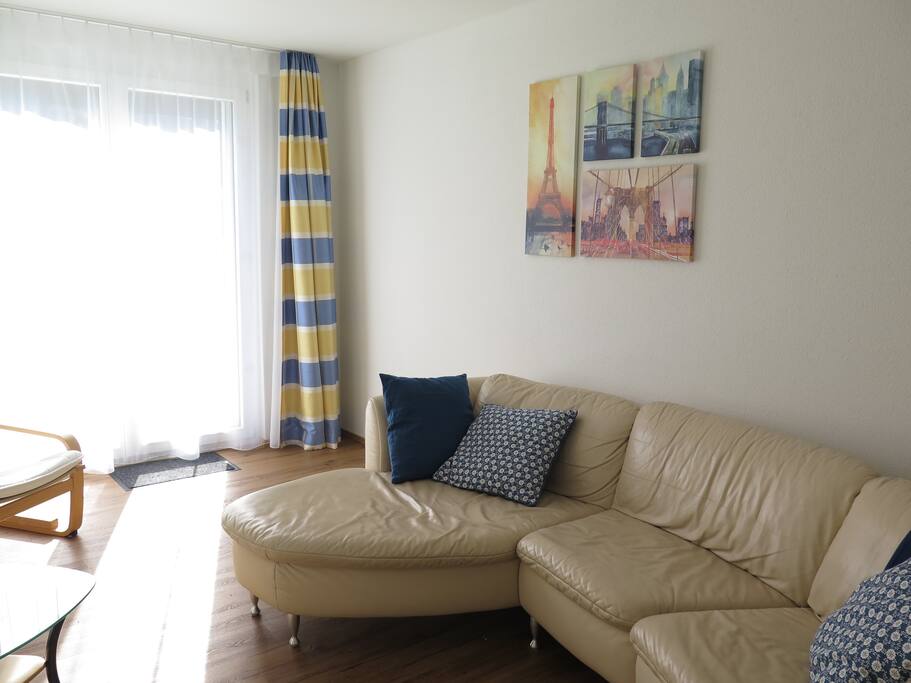 Wohnzimmer im Gästebereich / Babybett optional möglich