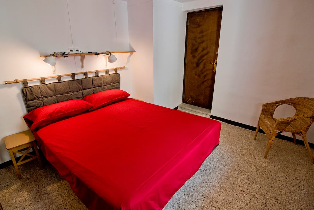 Habitació doble / Habitación doble / Double bedroom