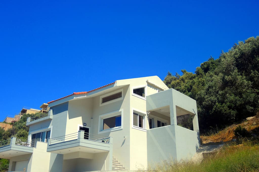 1.Marmari House