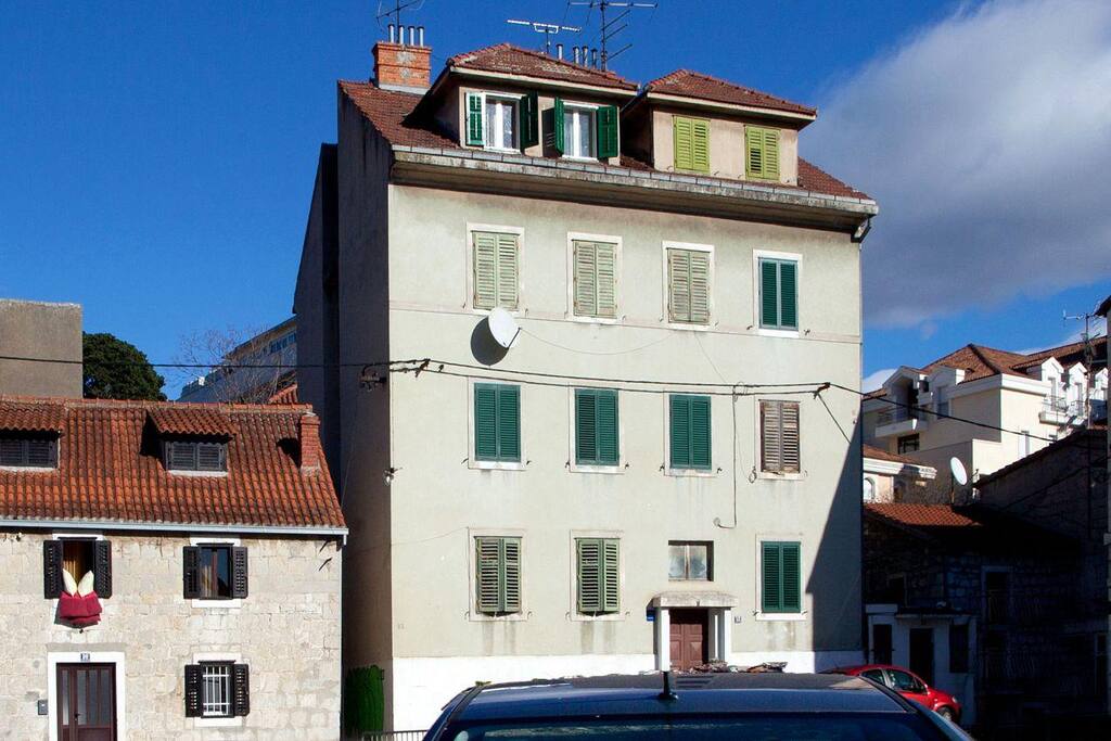 exterior