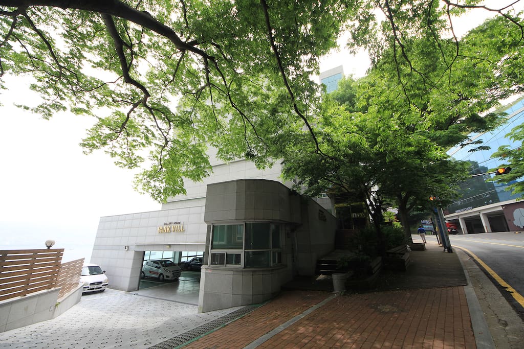 외관 및 출입구