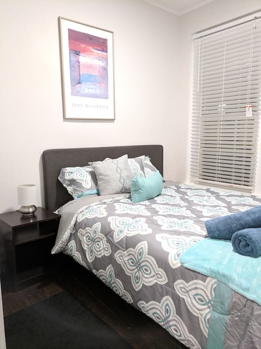 Queen Bed