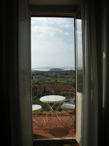 Airbnb Tuoro Sul Trasimeno Vacation Rentals Places To