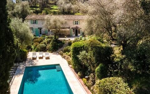 Exceptional property, Moulin et Mas provençal