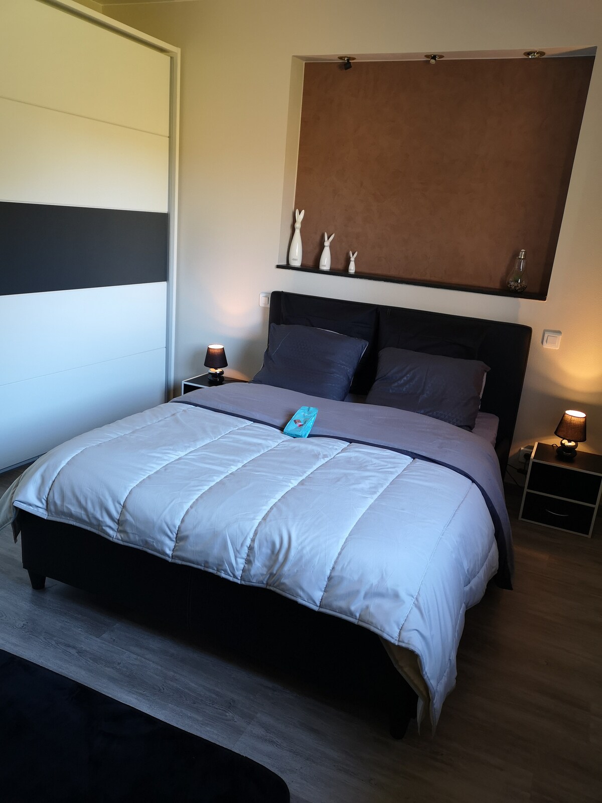 נוף לתעלה לחדר שינה 2 