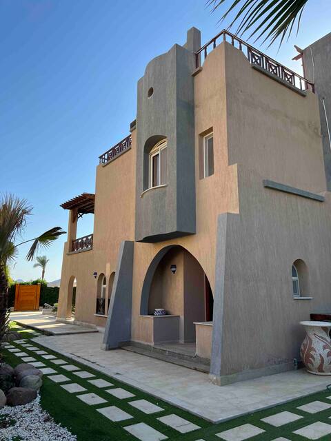 Beach Resort Luxury Private Villa + Pool in Nabq