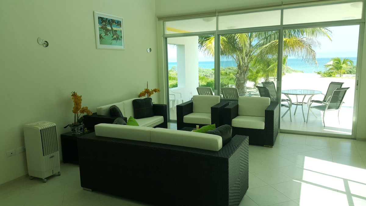Top Airbnb: Villa Paciencia Beachfront House. en Telchac Puerto
