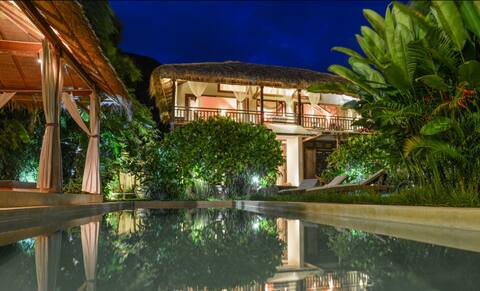 Oriental style Villa & shared
 pool