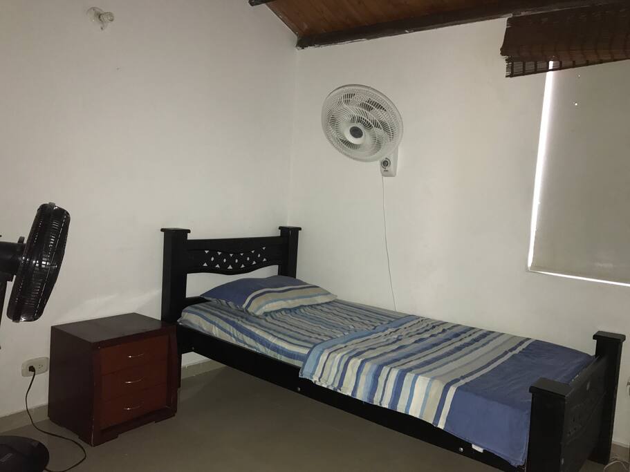 Habitación 2 con aire acondicionado