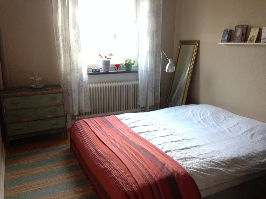 Bedroom with a king size bed