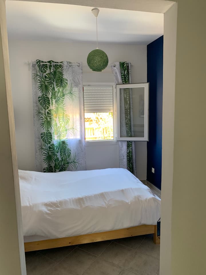 غرفة النوم 1