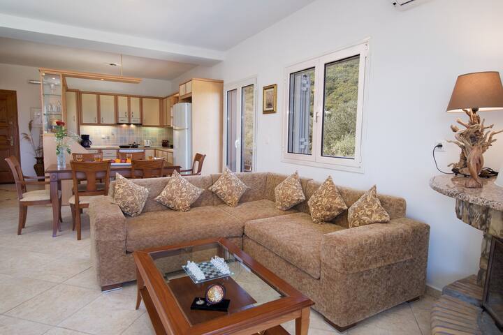 Listing in Kefalonia
