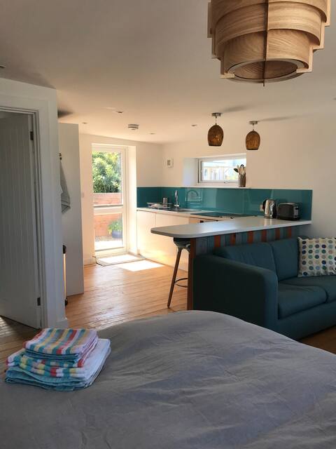 Top Airbnb: Papermoon Perranporth in Perranzabuloe