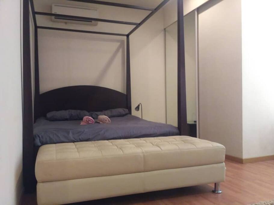 Bedroom 睡房