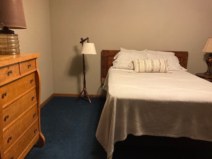 საძინებელი 1