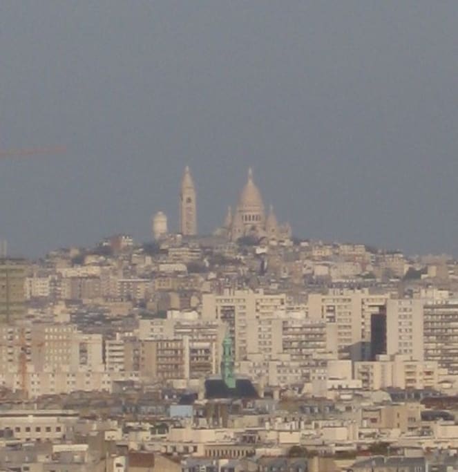 Sacre-Coeur/Montmatre, vue depuis le salon/terrasse/Cuisine