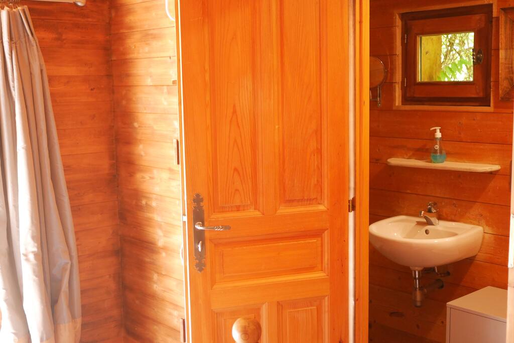 Room 4