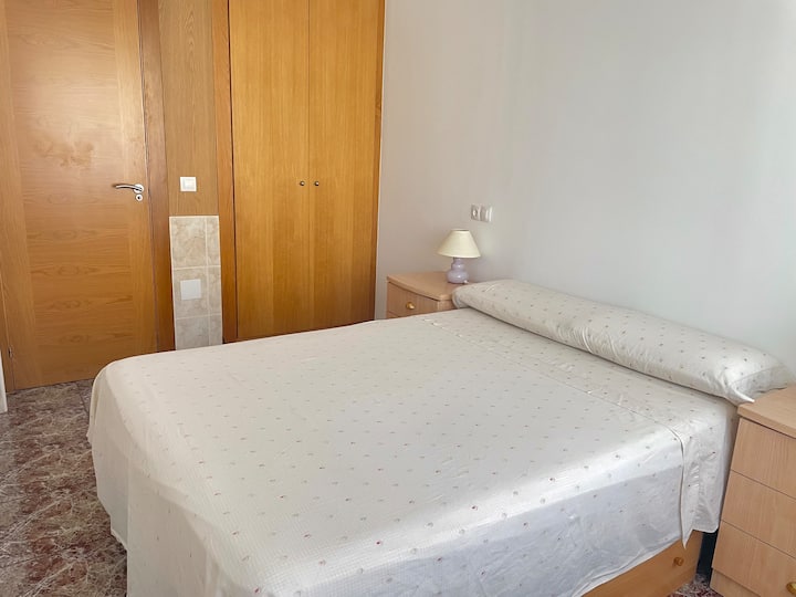 2. ห้องเตียงใหญ่ 