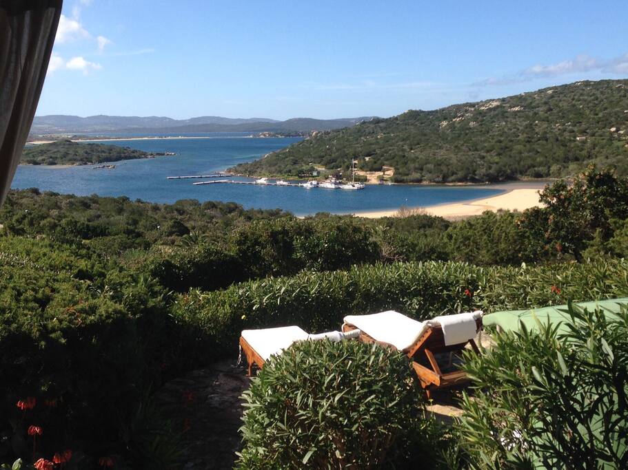 VISTA MARE , 150 M PRIMA SPIAGGIA
SEA VIEW, 150 M FIRST BEACH