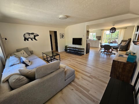 Private Cottage in Metchosin near trails & beaches