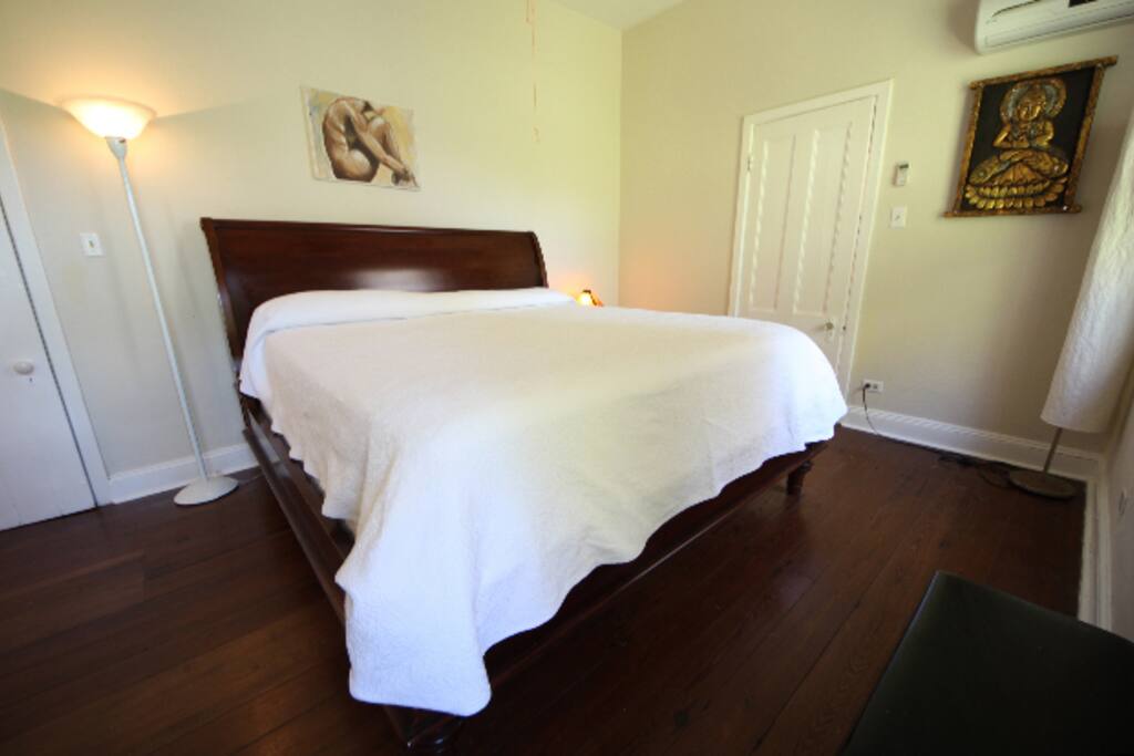 Large historic house next to Cambridge beach Houses for Rent in