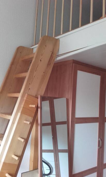 Schlafzimmer mit Hochbett