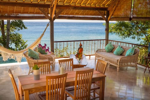Villa Pura Maia - Oceanfront, Private Pool & Beach