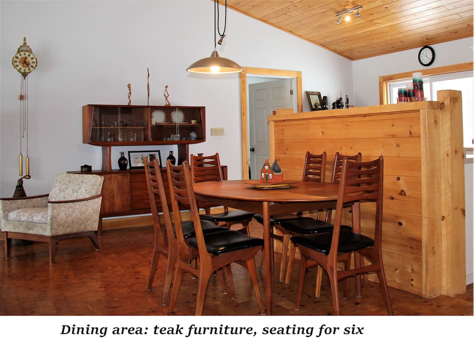 Dining area - open concept - teak dining room set - seats six