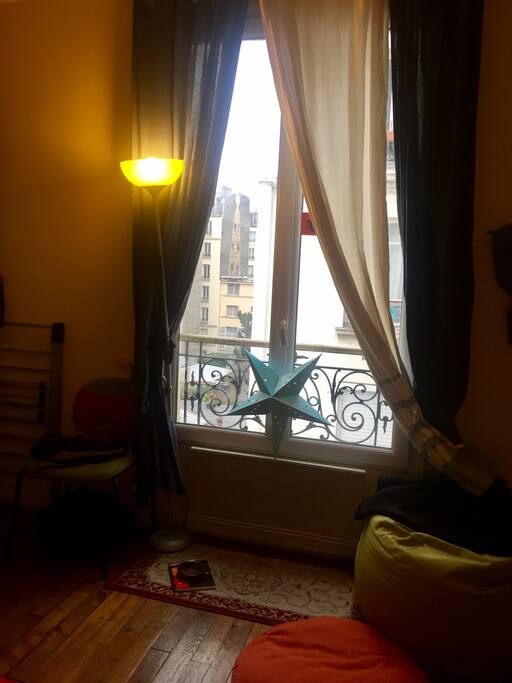 Bedroom picture