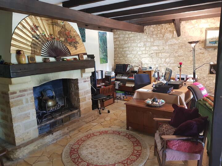Maison De Campagne Avec Piscine Couverte - Puy-l'Évêque