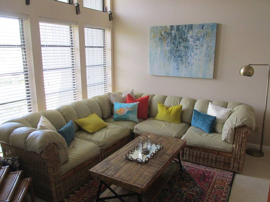 Well decorated living area