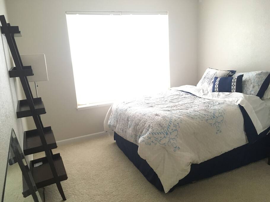 Guest bedroom