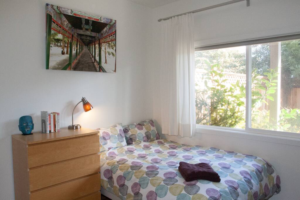 Whether your stay is for business or pleasure, this skillfully crafted apartment -- with all-new furniture and brand new bamboo hardwood floors throughout -- is sure to make a great home-away-from-home!