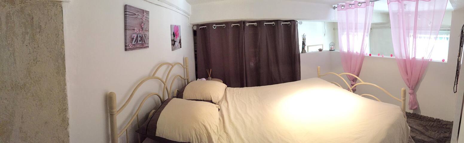 Appartement 8 personnes Lyon 1er gallery image 2