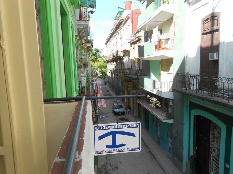 calle cristo que es única colinda con la calle teniente rey