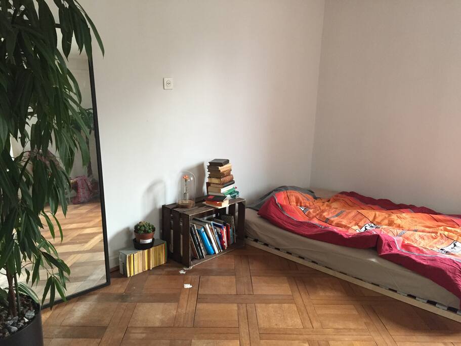 das Zimmer