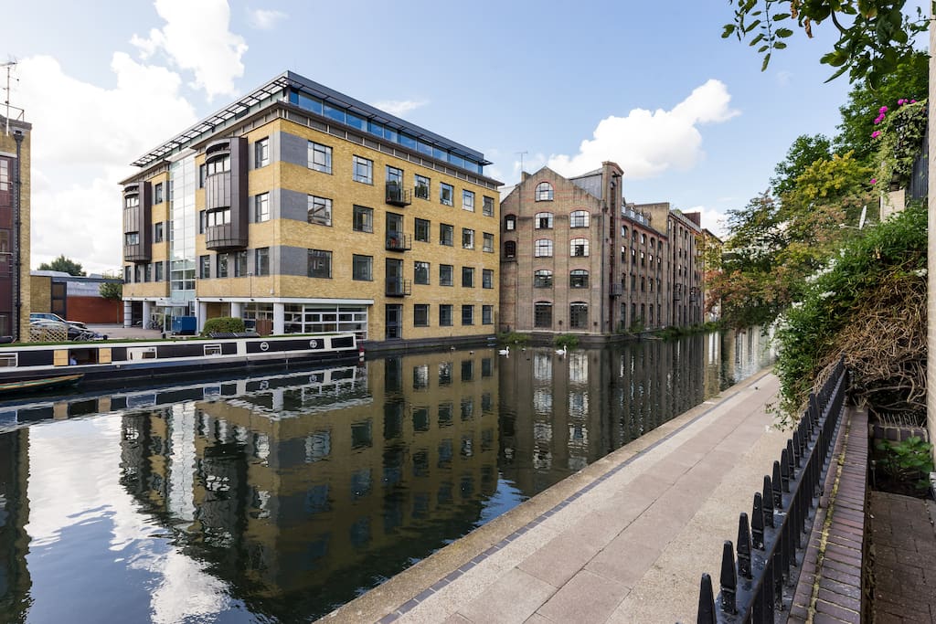 Regent's Canal, a lovely part of London.