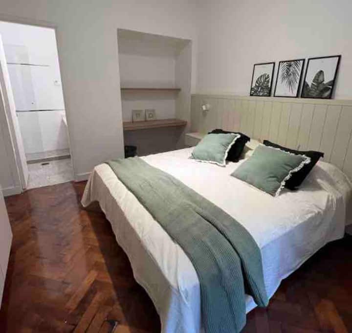 Apartamento térreo de 1 dormitório reformado em Palermo