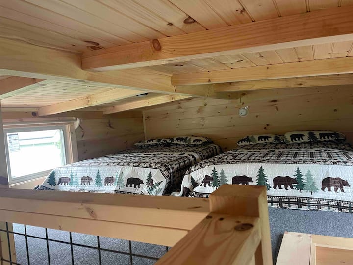 Loft with 2 comfortable queen size mattresses 