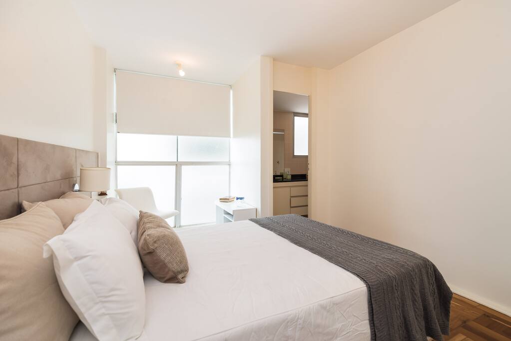 dormitorio 01, em suite