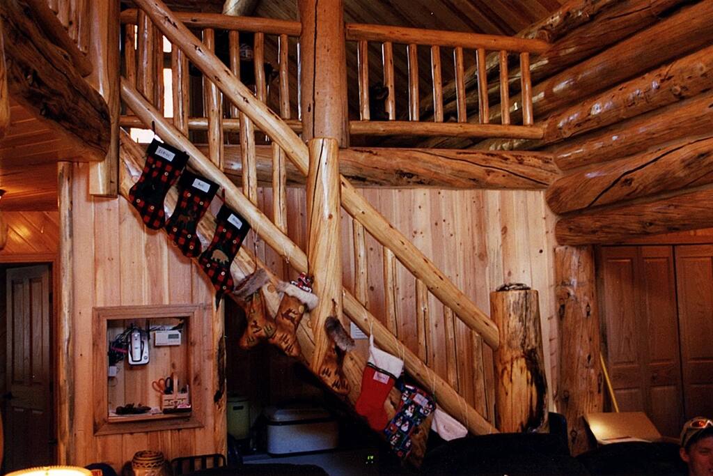 Natural woodwork throughout