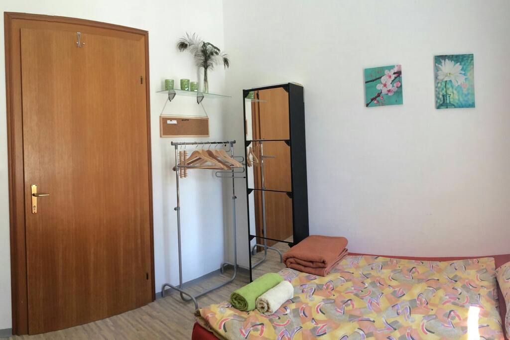 Dein Zimmer / your room