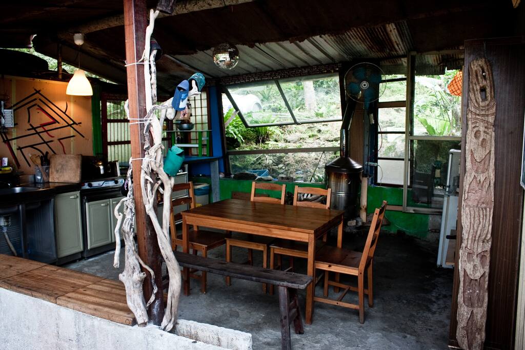 Open air kitchen/chill area.