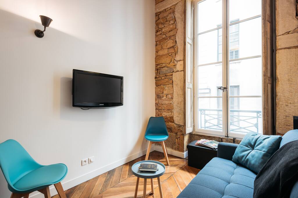 Living room with flat screen TV