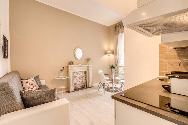 Vatican Miracle Suite gallery image 3