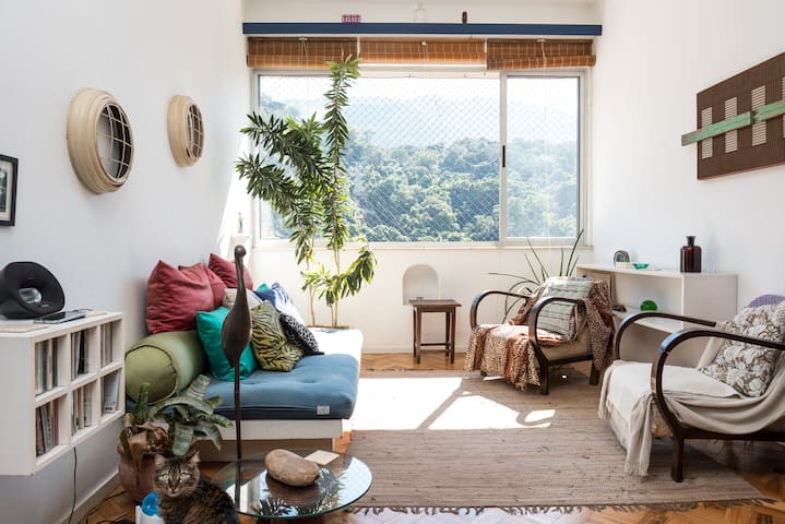 Gávea, apartamento, aconchegante e vista incrível.