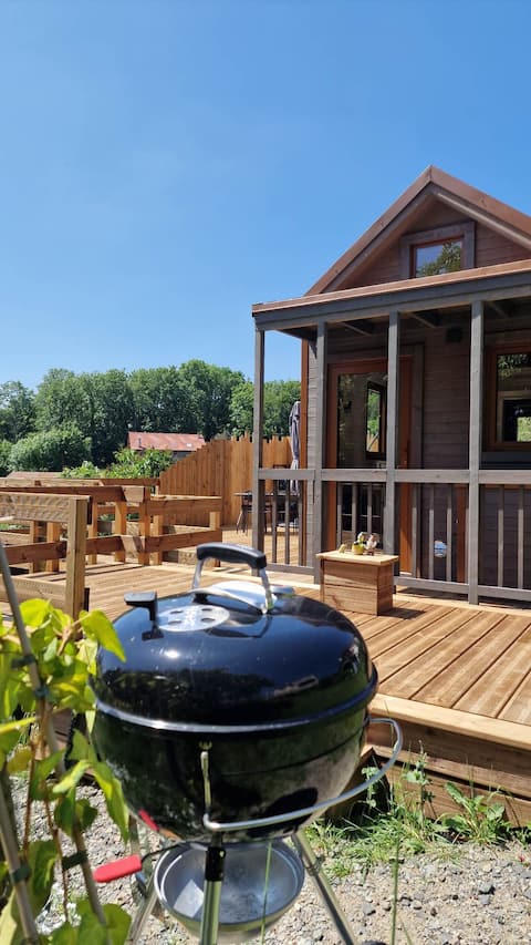 Mini house between city and nature "La mémé"