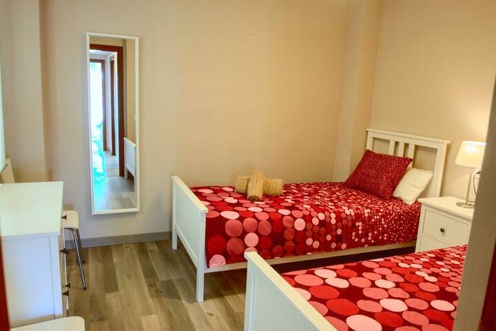 חדר שינה שני