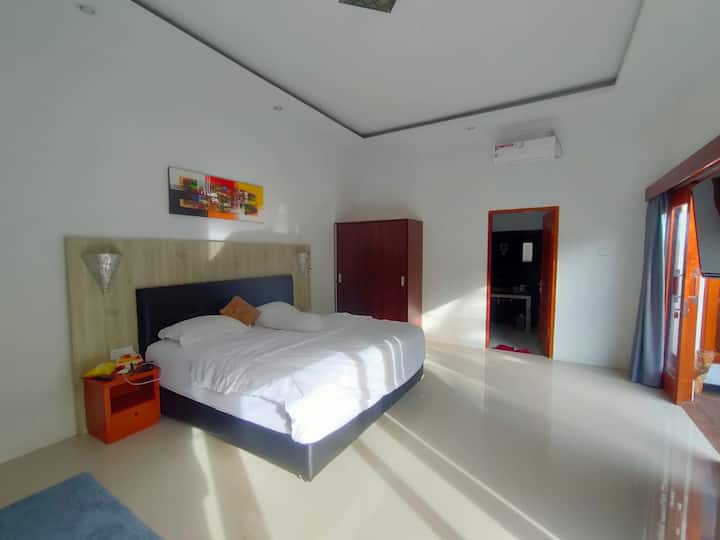 Ais Home